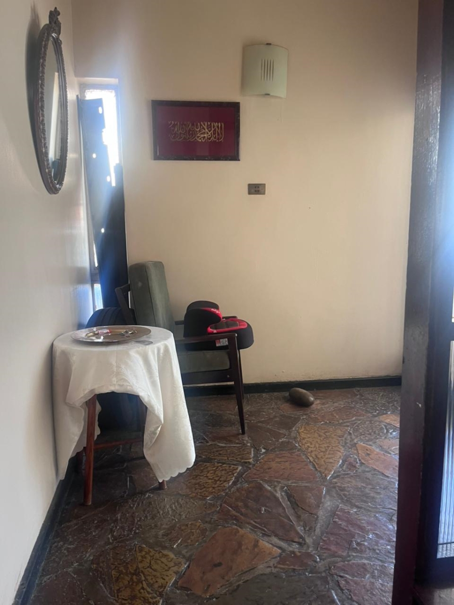 5 Bedroom Property for Sale in Walmer Estate Western Cape